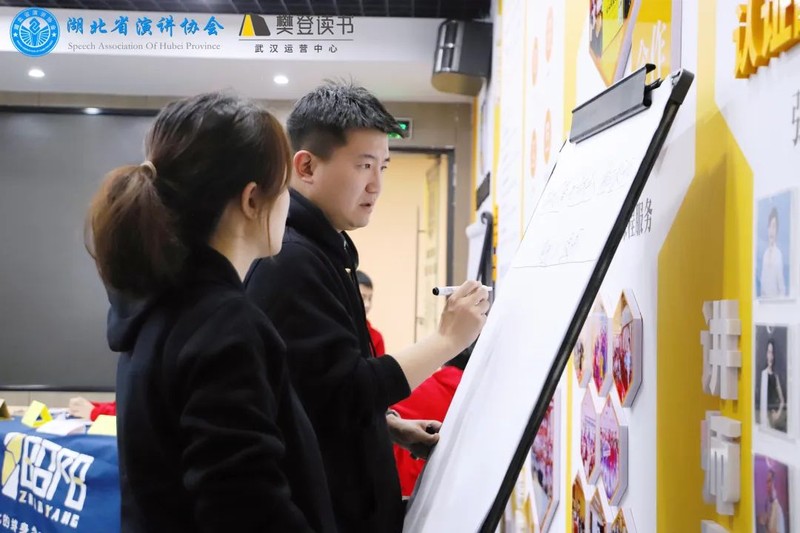 32_壹佰网络.jpg